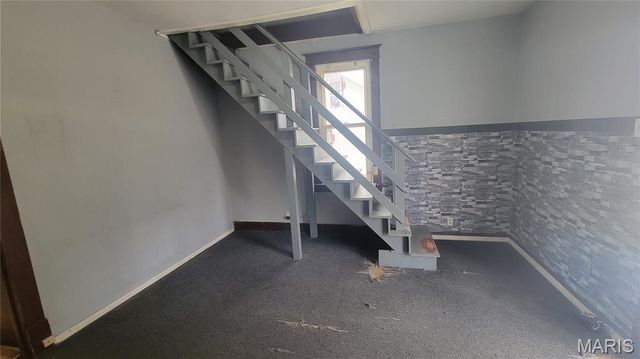 343 Midridge Drive, St Louis, MO 63137