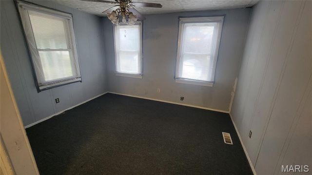 343 Midridge Drive, St Louis, MO 63137