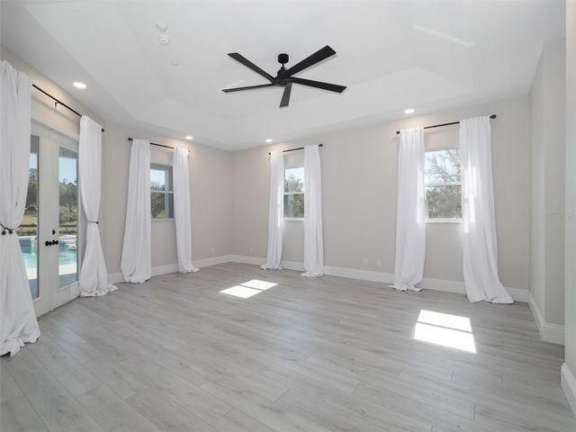 9651 NW 80TH AVENUE, Ocala, FL 34482