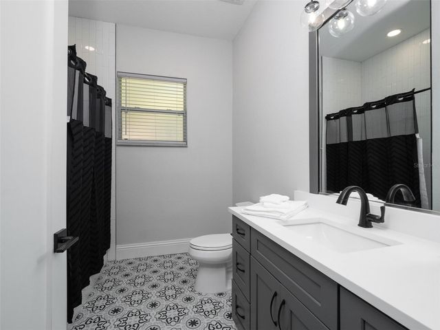 9651 NW 80TH AVENUE, Ocala, FL 34482