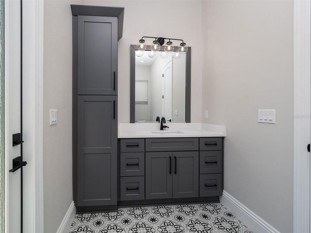 9651 NW 80TH AVENUE, Ocala, FL 34482