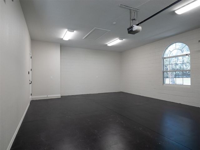 9651 NW 80TH AVENUE, Ocala, FL 34482