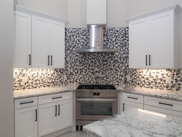 9651 NW 80TH AVENUE, Ocala, FL 34482