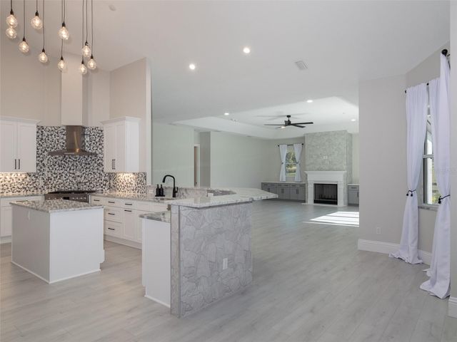 9651 NW 80TH AVENUE, Ocala, FL 34482