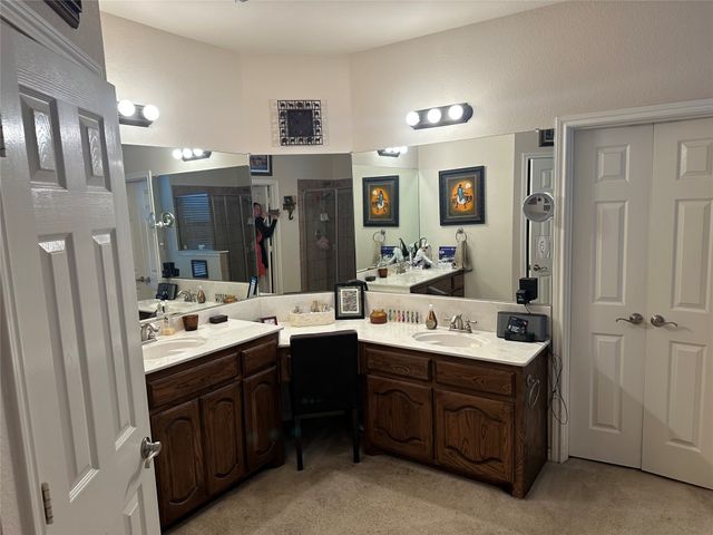 709 Ascot Park Drive, Mansfield, TX 76063