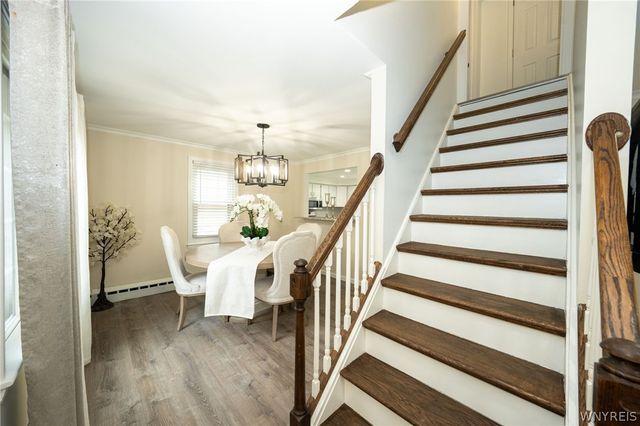242 Creekside Drive, Tonawanda, NY 14150