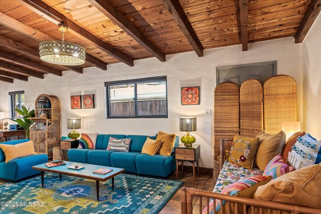 4631 E Bellevue Street, Tucson, AZ 85712