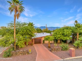 4631 E Bellevue Street, Tucson, AZ 85712
