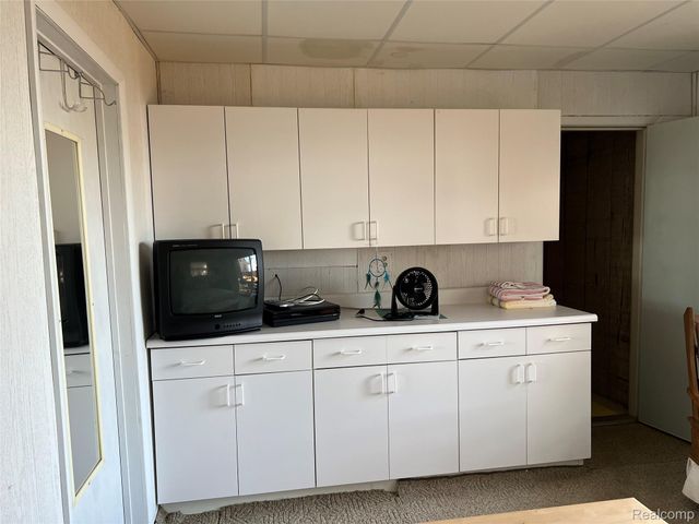 2706 N Us Highway 23, Au Sable Charter Township, MI 48750