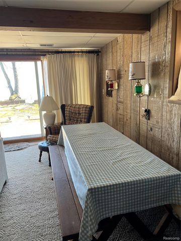 2706 N Us Highway 23, Au Sable Charter Township, MI 48750