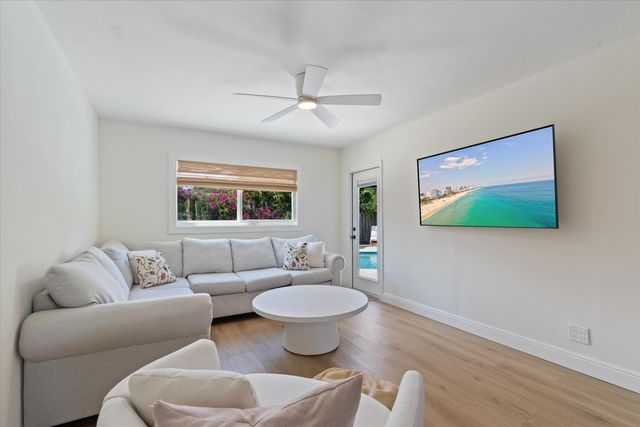 4921 NE 23rd Avenue, Lighthouse Point, FL 33064
