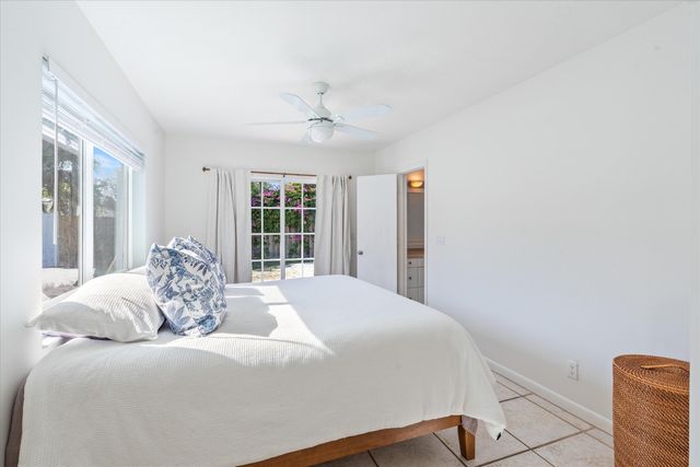 4921 NE 23rd Avenue, Lighthouse Point, FL 33064