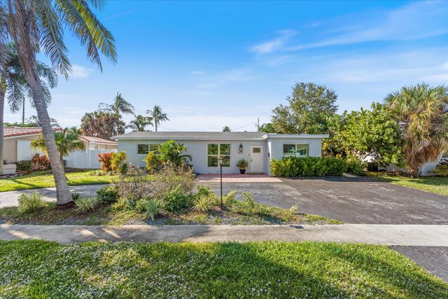4921 NE 23rd Avenue, Lighthouse Point, FL 33064