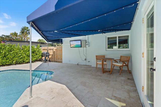 4921 NE 23rd Avenue, Lighthouse Point, FL 33064