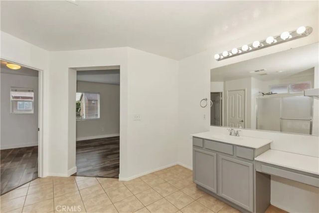 14027 Zircon, Hesperia, CA 92344