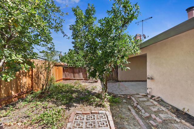 1211 Arthur St, Davis, CA 95616