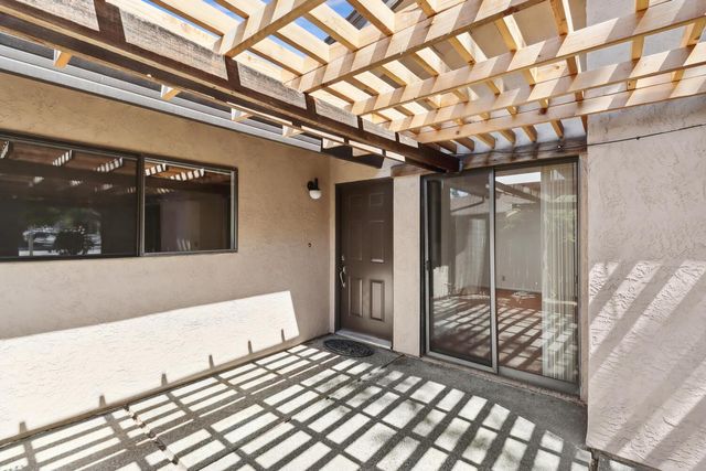 1211 Arthur St, Davis, CA 95616