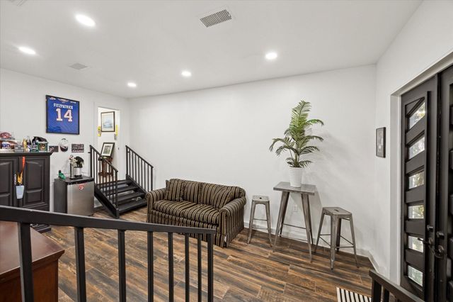 5225 E 5th Street, Katy, TX 77493
