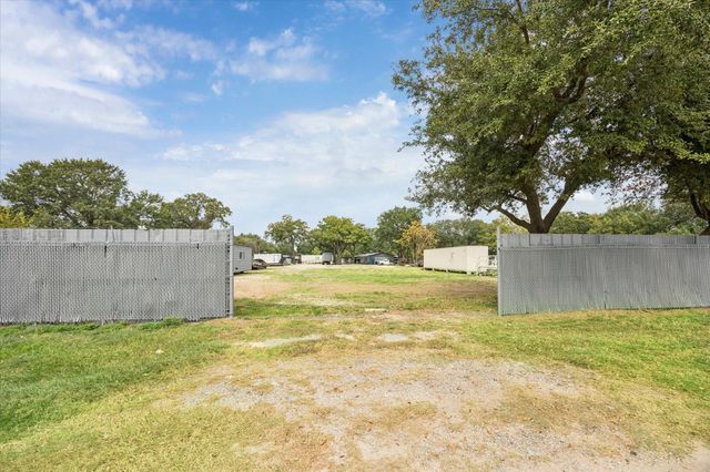 5225 E 5th Street, Katy, TX 77493