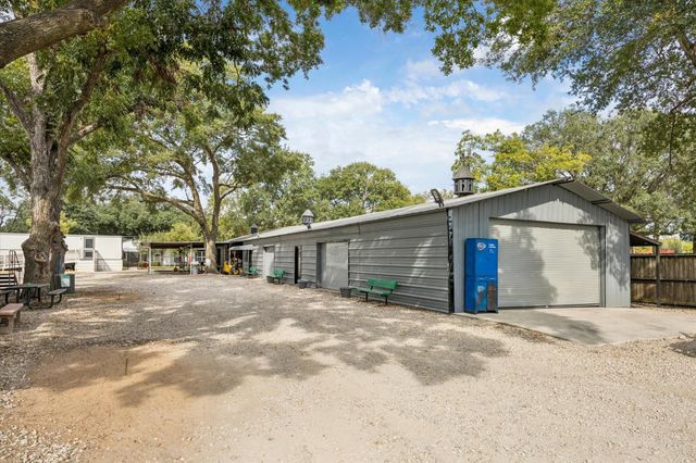 5225 E 5th Street, Katy, TX 77493