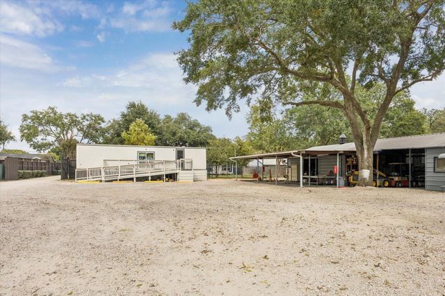 5225 E 5th Street, Katy, TX 77493