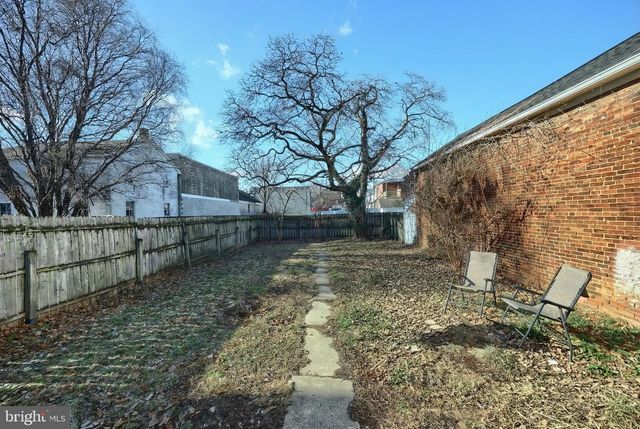 510 BROADWAY, Hanover, PA 17331