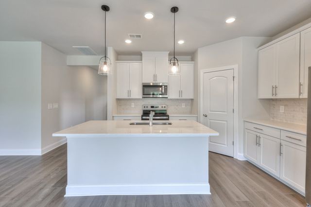 4952 Leesa Ann Ln, Hermitage, TN 37076