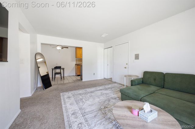 9921 Allen Pointe Drive 4, Allen Park, MI 48101
