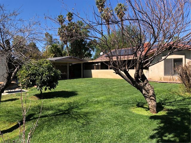 8864 Haskell, Riverside, CA 92503