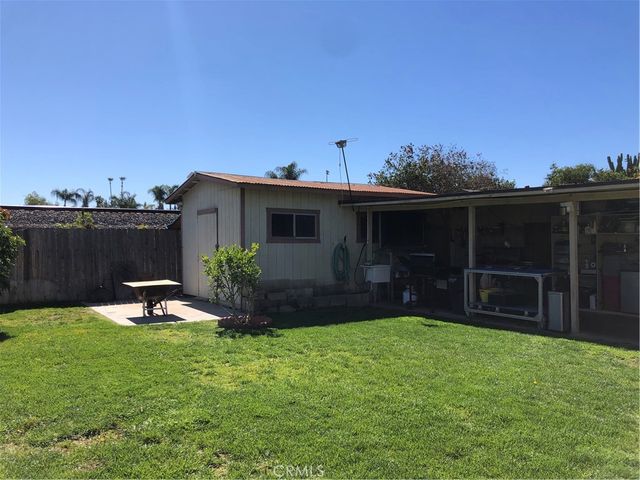 8864 Haskell, Riverside, CA 92503