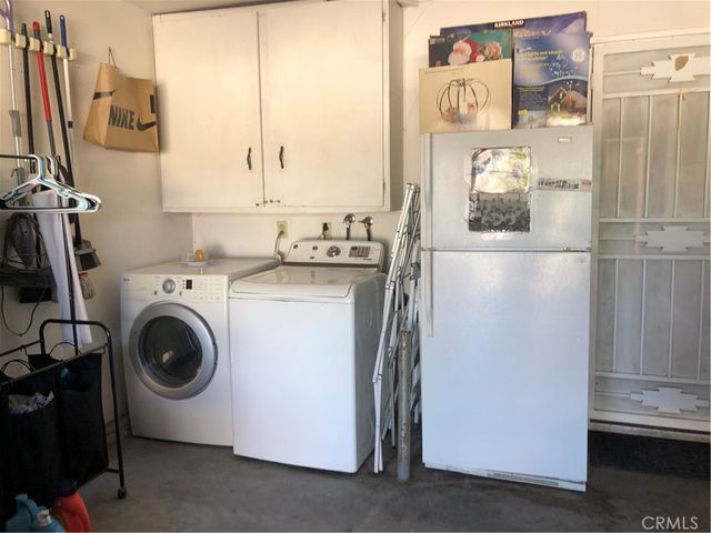 8864 Haskell, Riverside, CA 92503