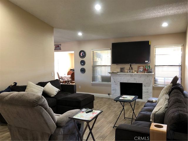 8864 Haskell, Riverside, CA 92503