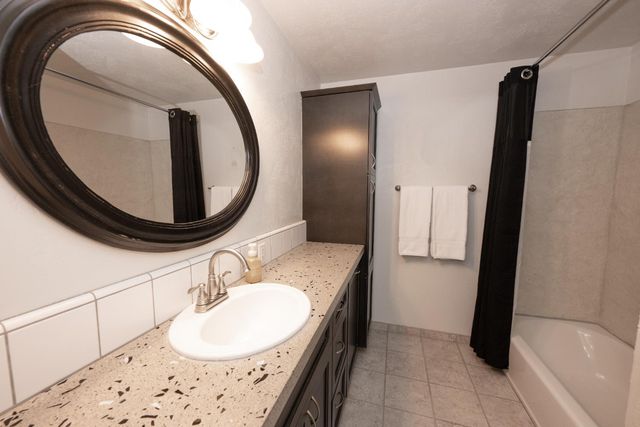 7324 N 3rd Street, Fresno, CA 93720