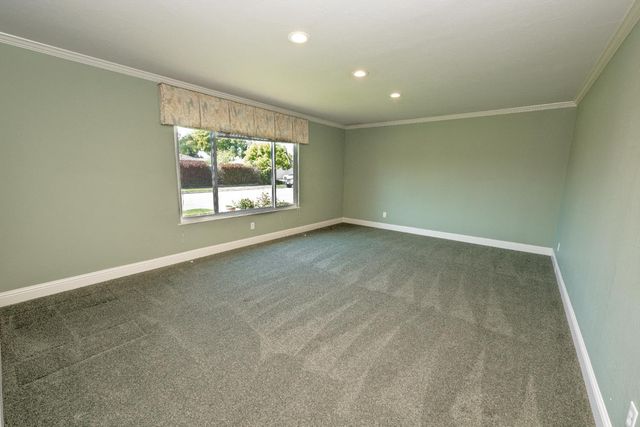 7324 N 3rd Street, Fresno, CA 93720