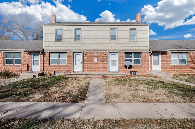 2801 E Harry St, Wichita, KS 67211