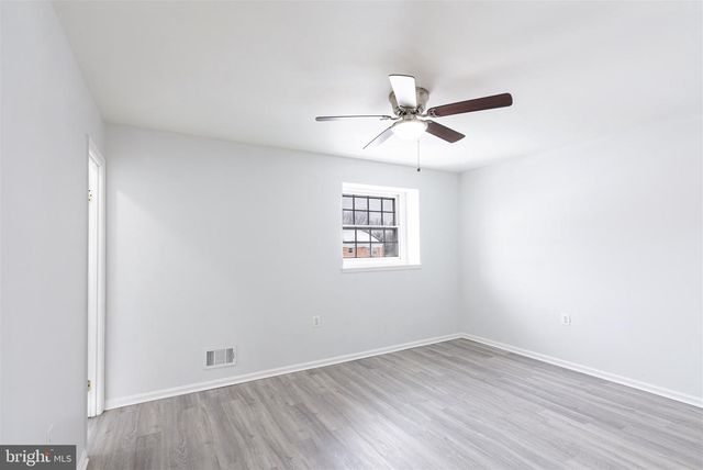 122 MAYFAIR DR NE, Leesburg, VA 20176