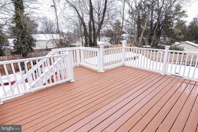 122 MAYFAIR DR NE, Leesburg, VA 20176