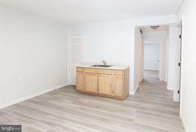 122 MAYFAIR DR NE, Leesburg, VA 20176