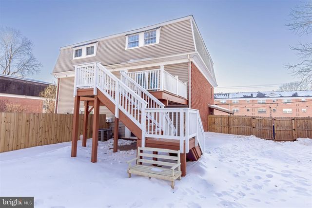 122 MAYFAIR DR NE, Leesburg, VA 20176