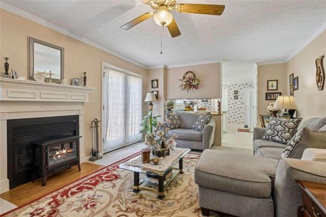 4022 Lyman Way, Gainesville, GA 30507