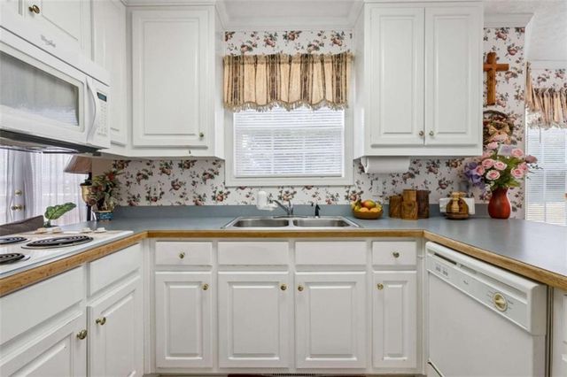 4022 Lyman Way, Gainesville, GA 30507
