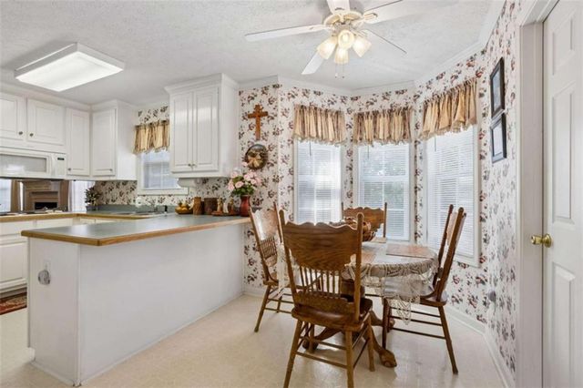 4022 Lyman Way, Gainesville, GA 30507