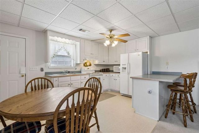 4022 Lyman Way, Gainesville, GA 30507