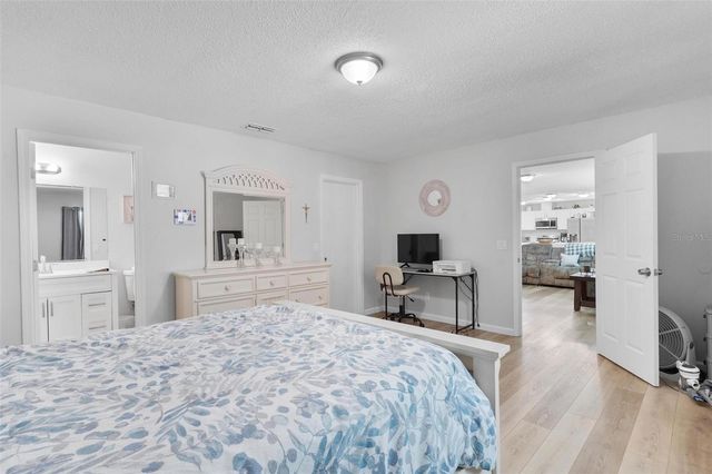 5435 SW 165TH STREET ROAD, Ocala, FL 34473