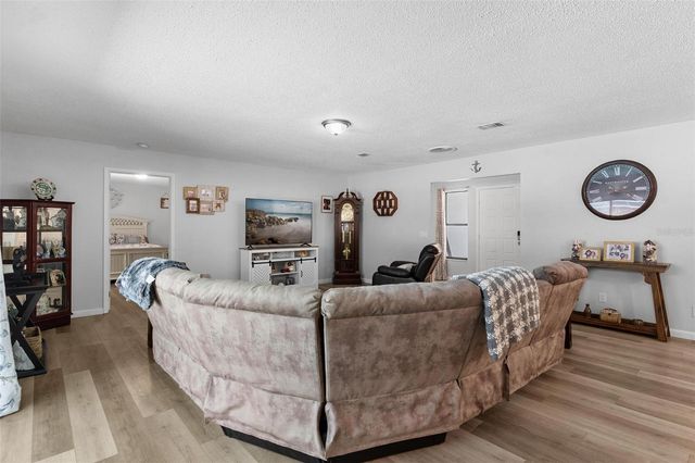 5435 SW 165TH STREET ROAD, Ocala, FL 34473