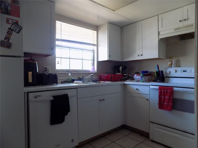 1000 S SEMORAN BOULEVARD S, Winter Park, FL 32792