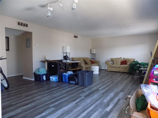 1000 S SEMORAN BOULEVARD S, Winter Park, FL 32792