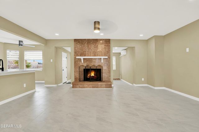 6704 SOUTHWIND Drive, El Paso, TX 79912