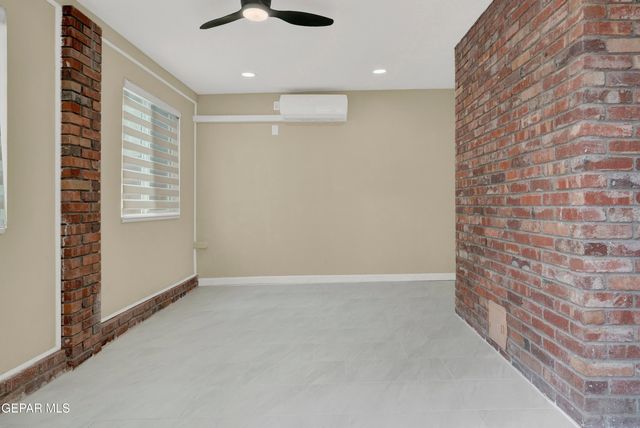 6704 SOUTHWIND Drive, El Paso, TX 79912