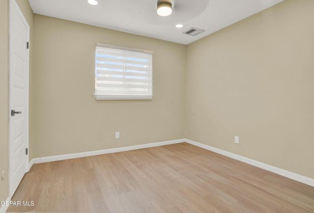6704 SOUTHWIND Drive, El Paso, TX 79912